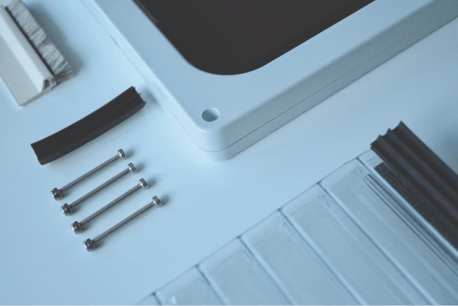 Les matériaux durables de notre chatière sans perçage